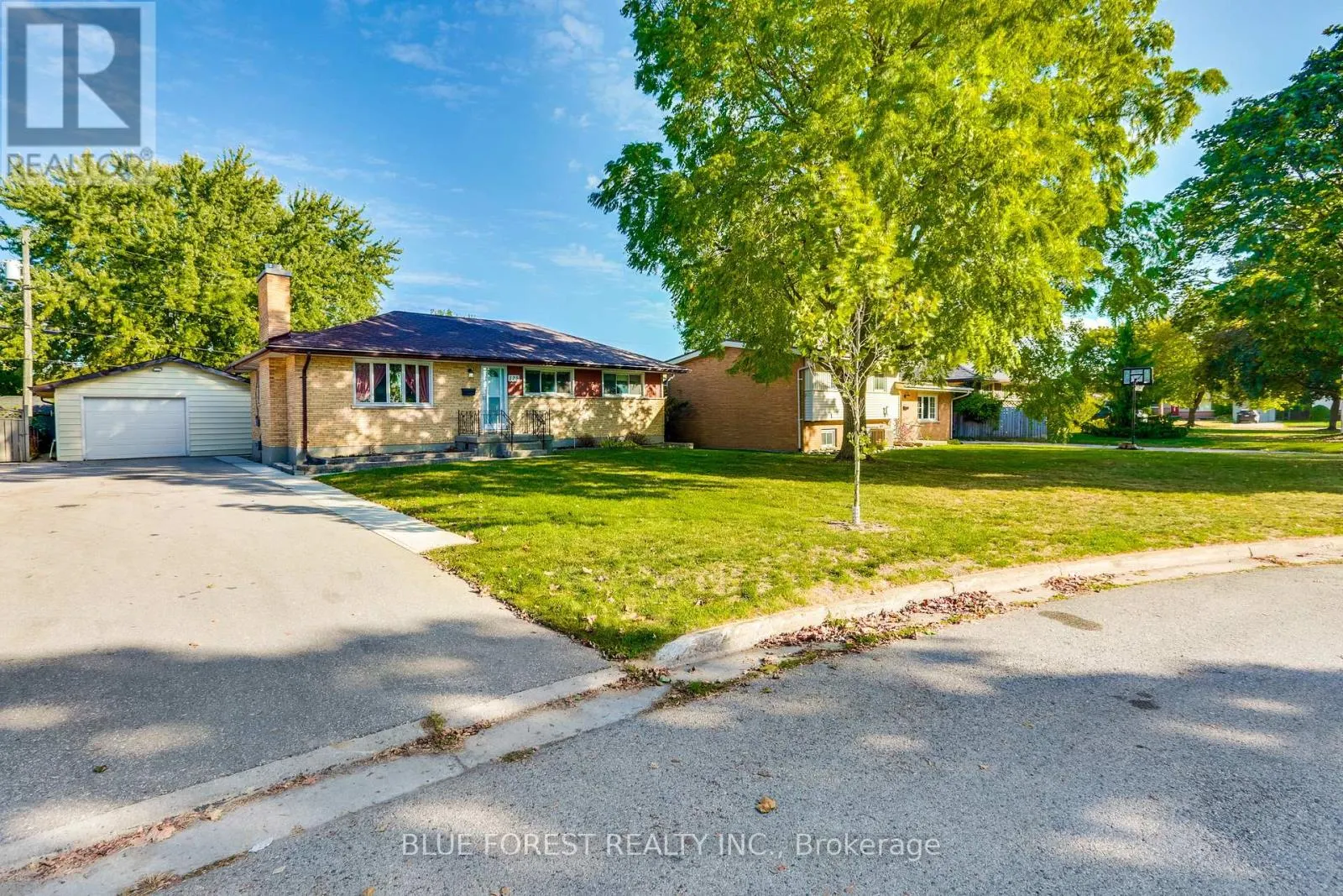 125 GOLDWICK CRESCENT