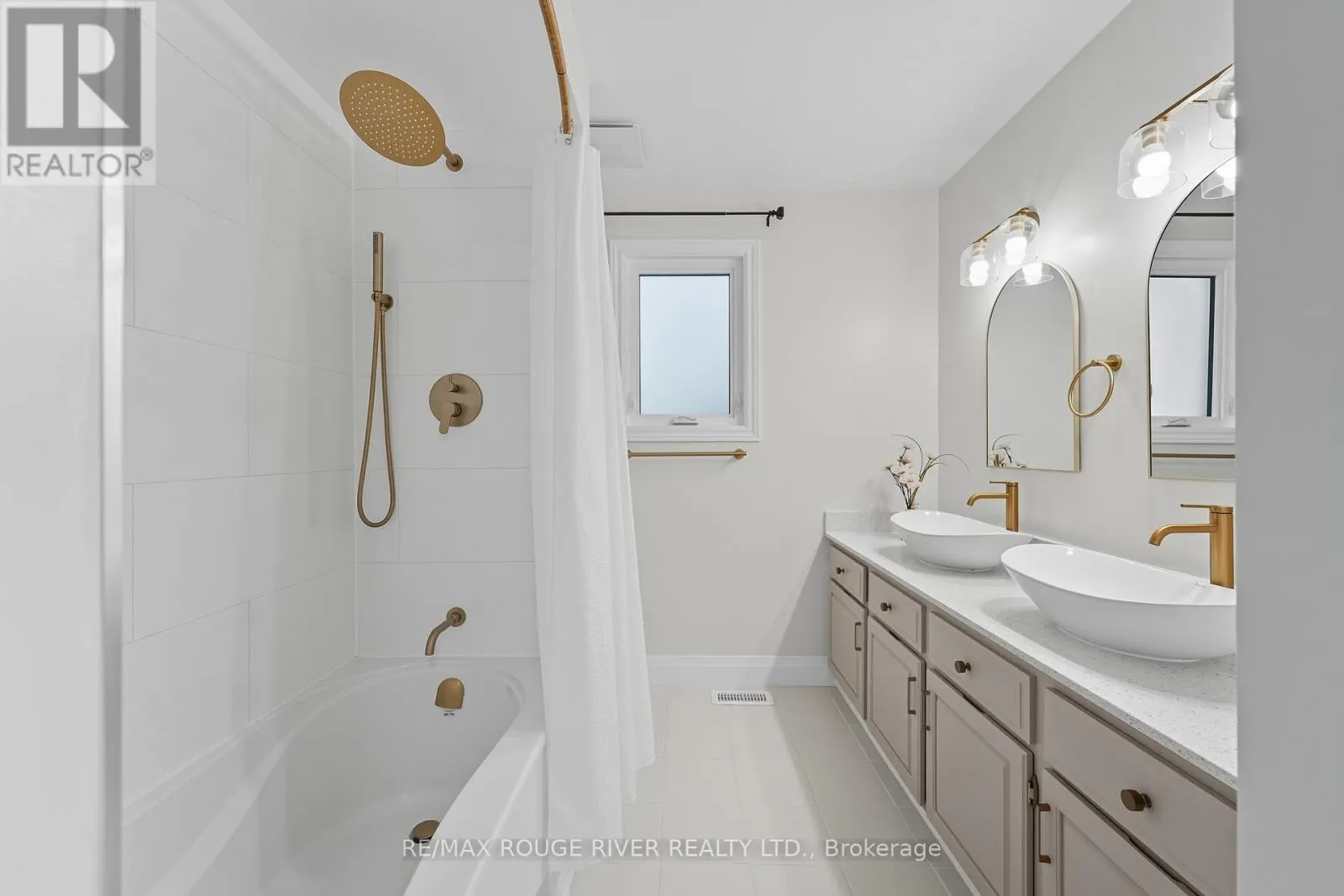 270 LAKEVIEW COURT