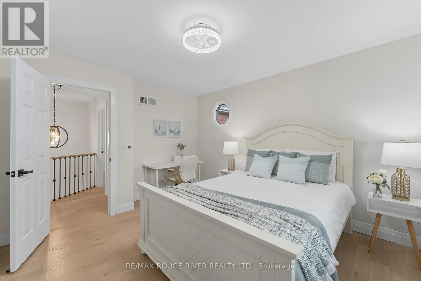 270 LAKEVIEW COURT