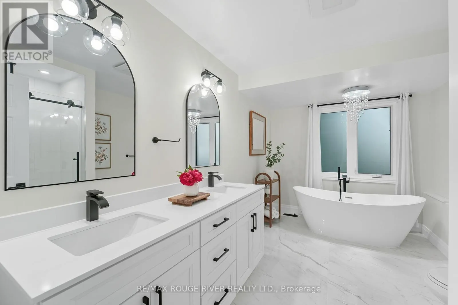270 LAKEVIEW COURT