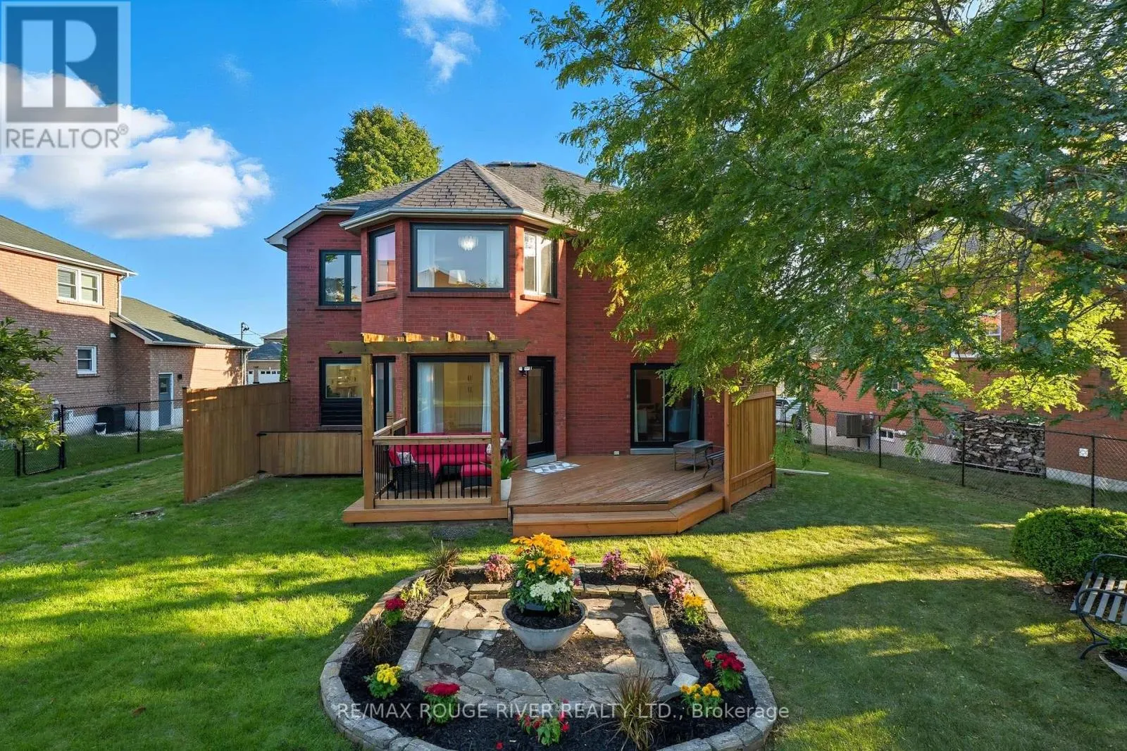 270 LAKEVIEW COURT