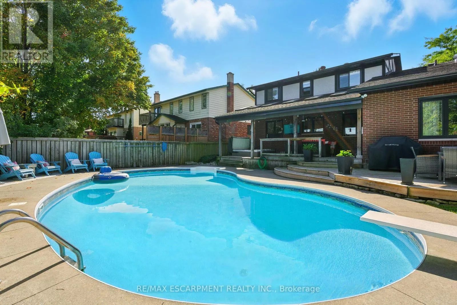 98 ESTHER AVENUE