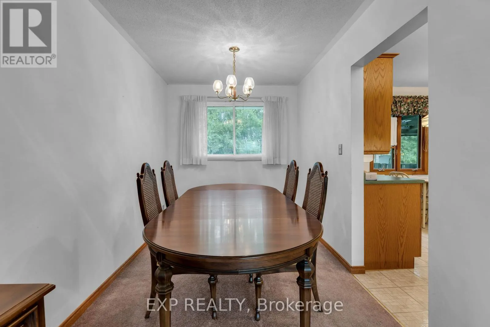 31 SOUTHCREST DRIVE