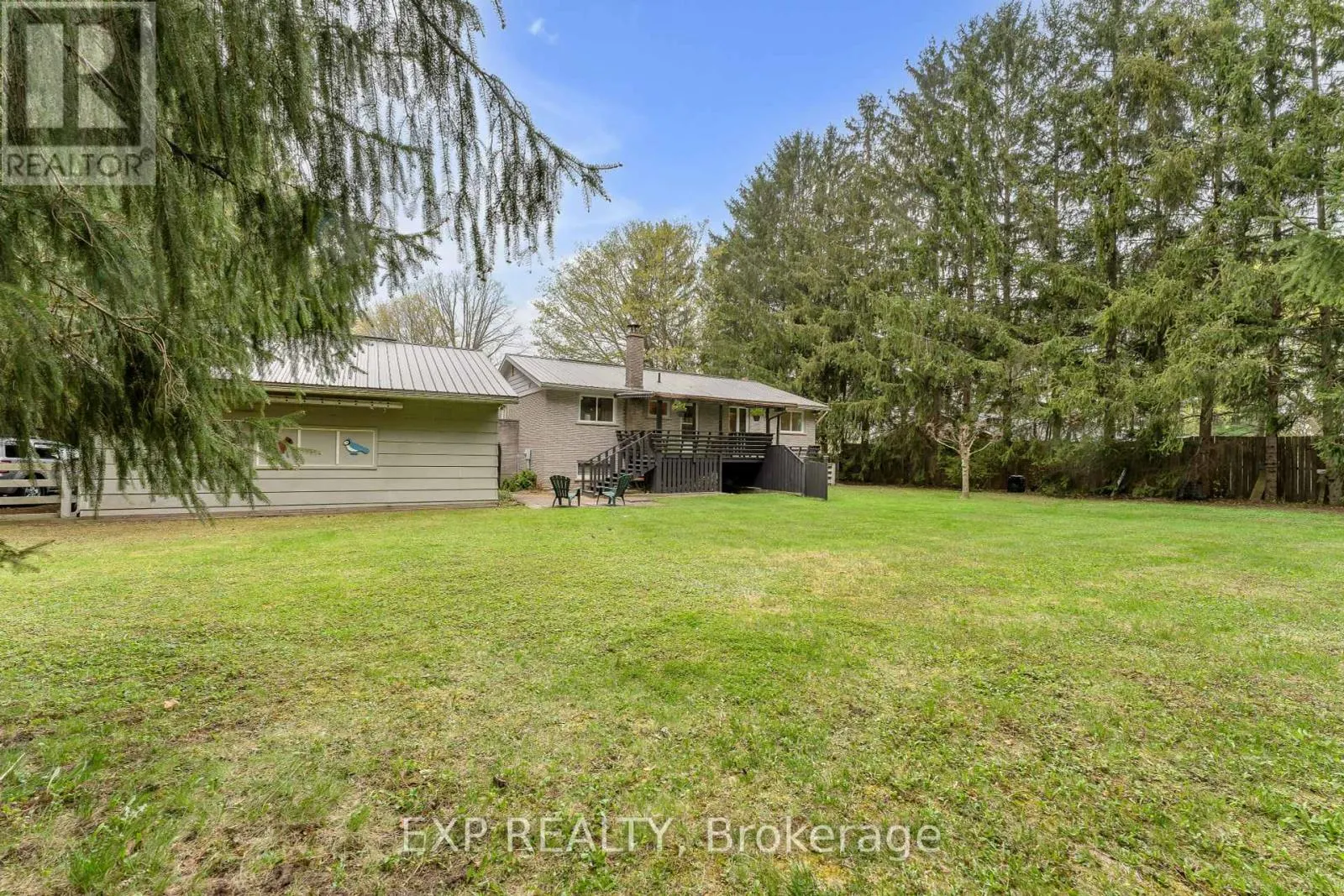 31 SOUTHCREST DRIVE