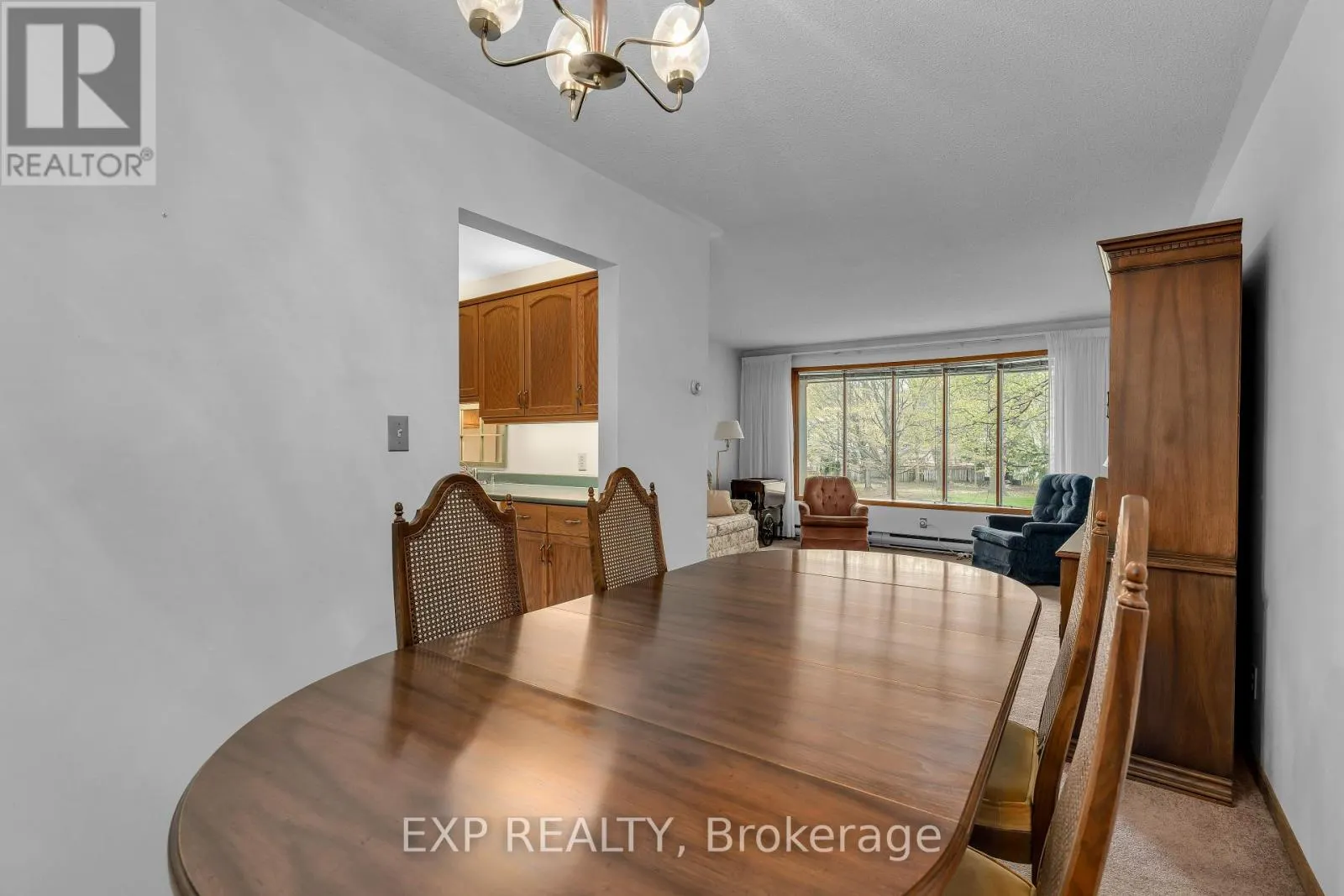 31 SOUTHCREST DRIVE