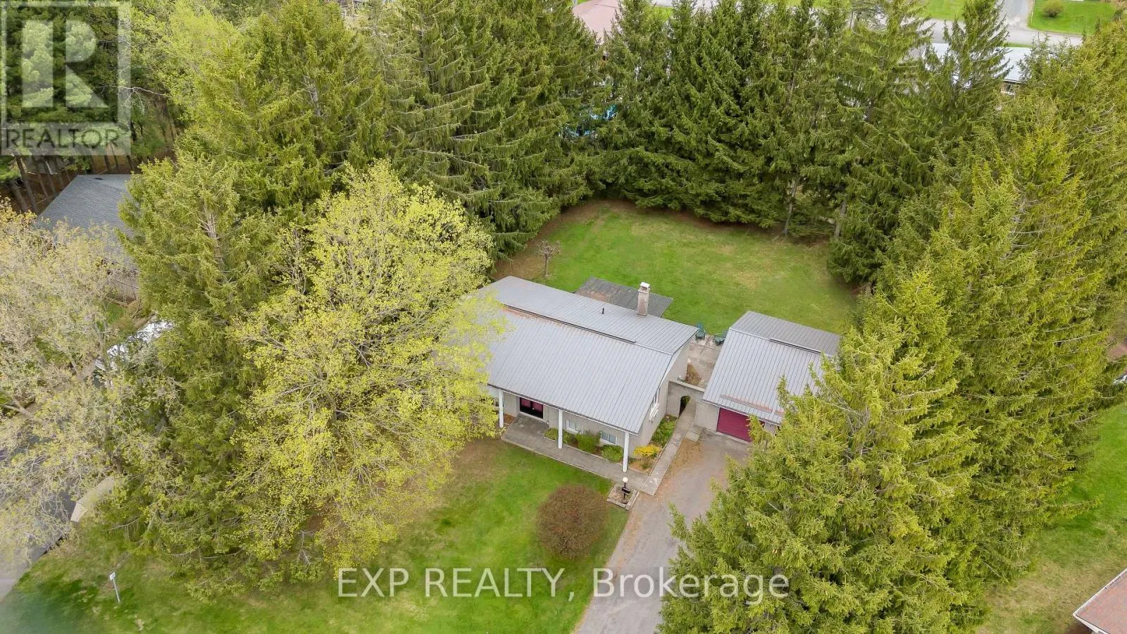 31 SOUTHCREST DRIVE