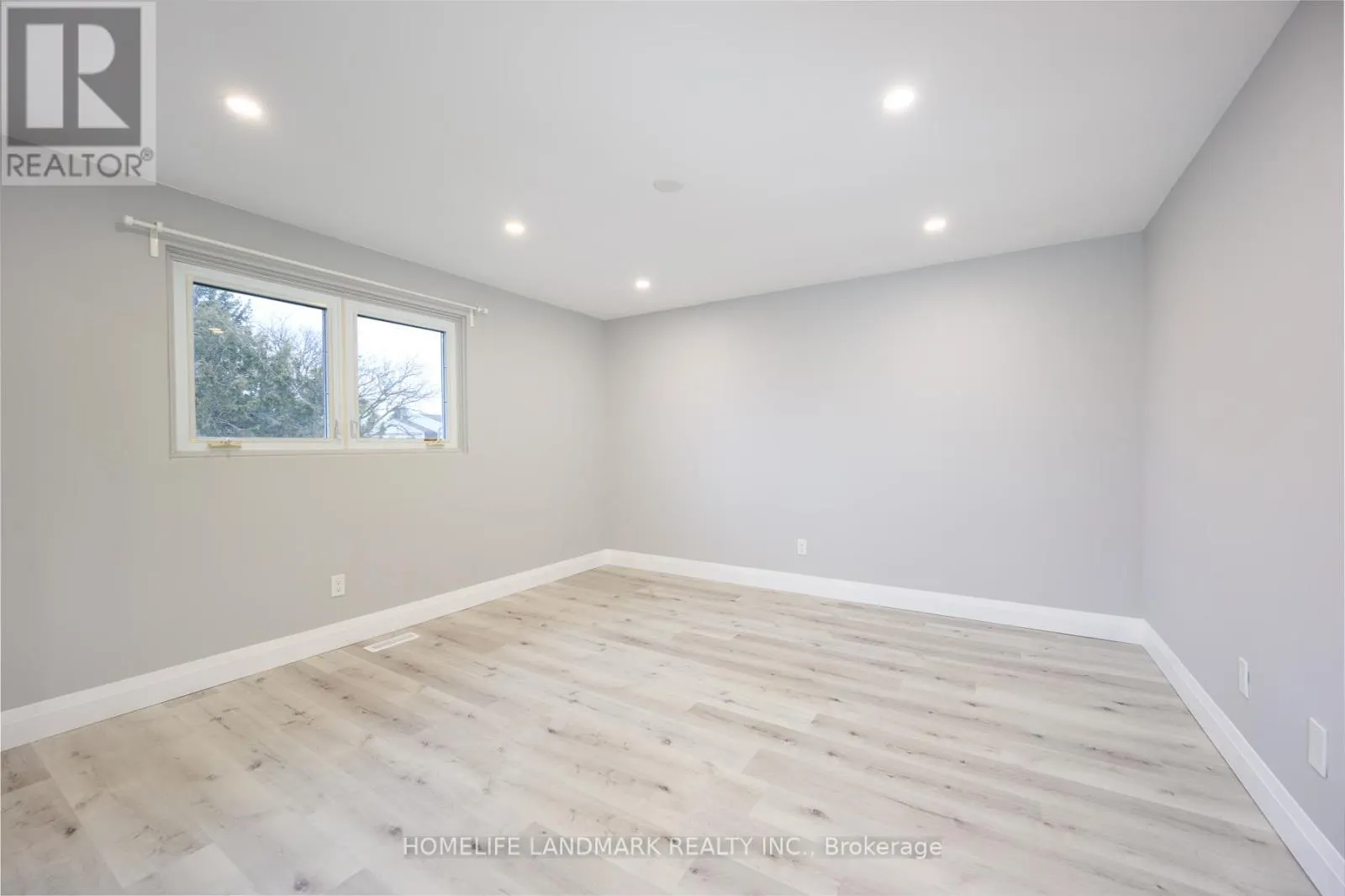 25 WHITE OWL CRESCENT