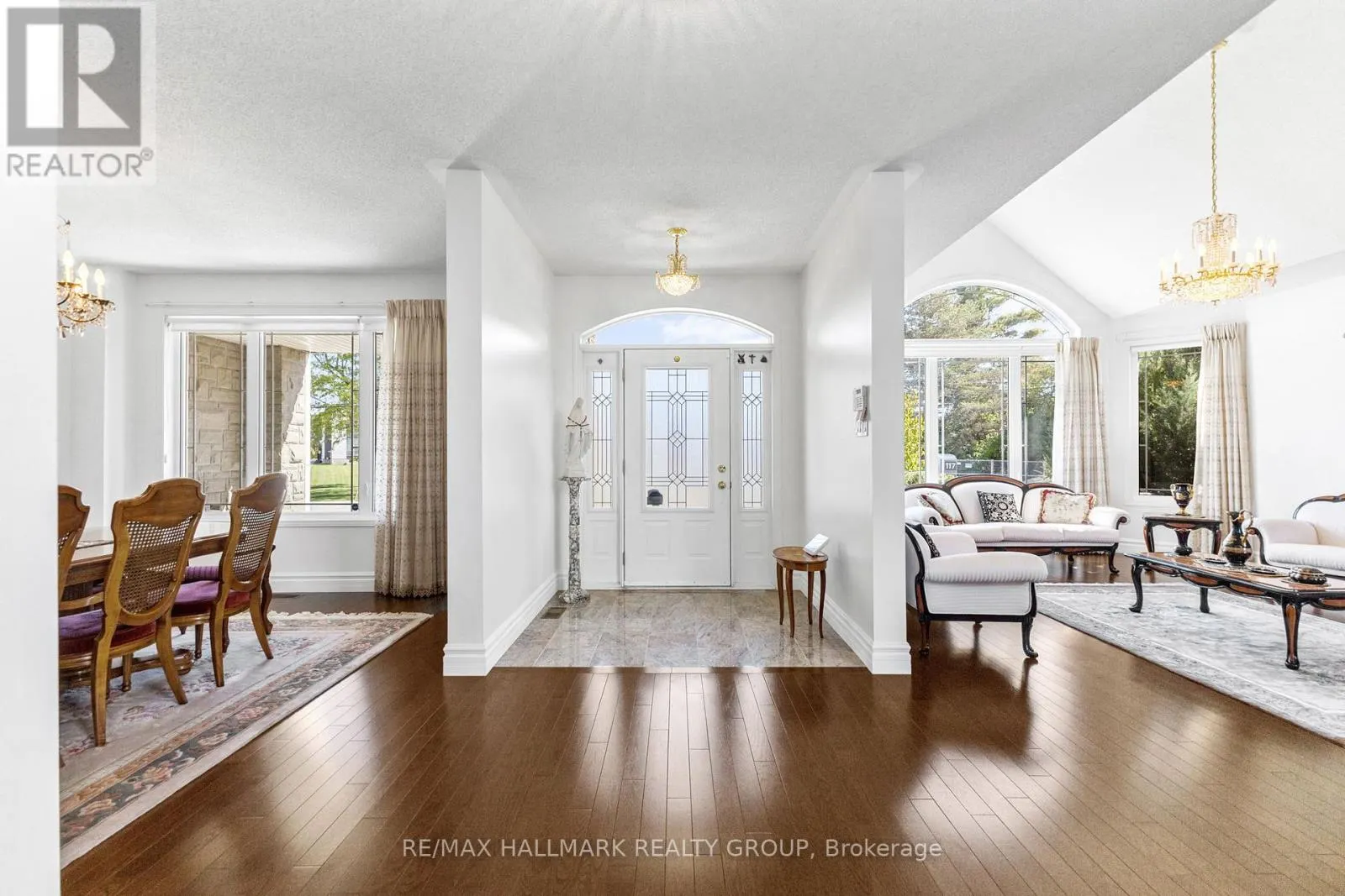 60 WINDING WAY