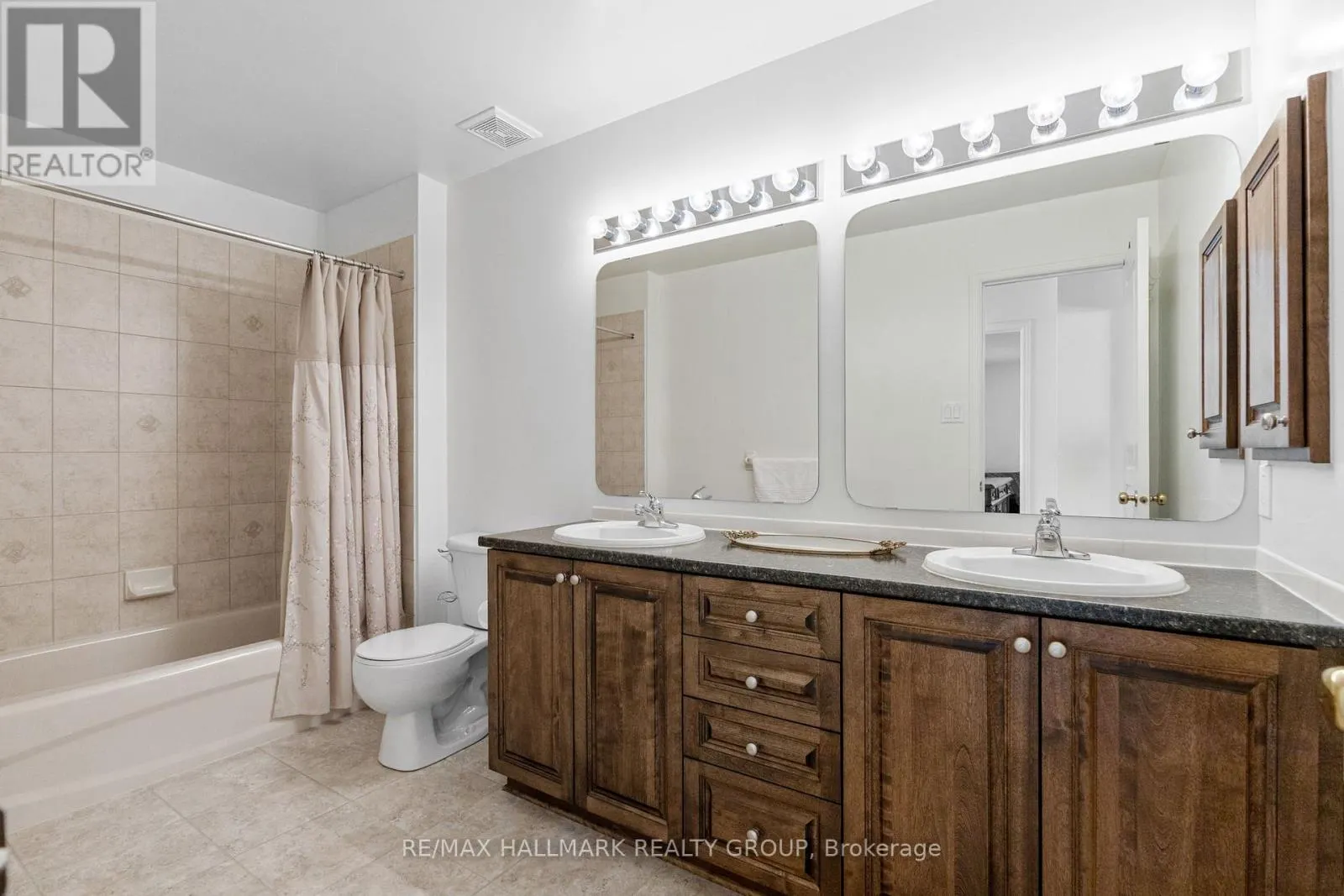 60 WINDING WAY