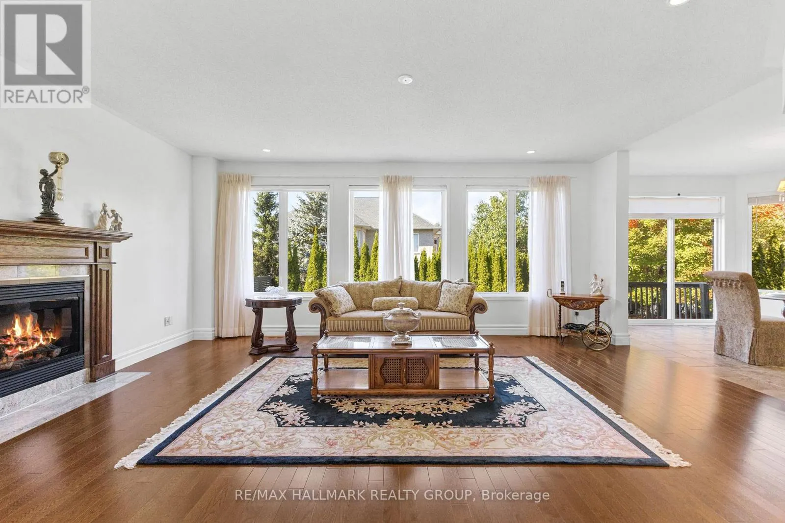 60 WINDING WAY