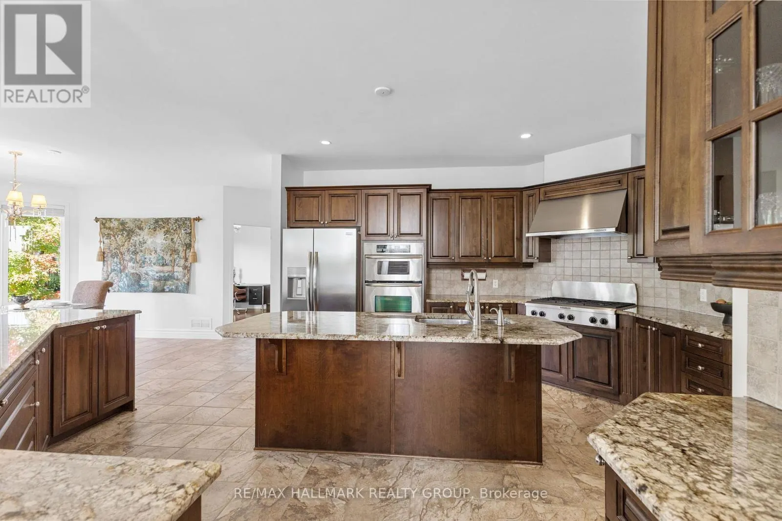 60 WINDING WAY
