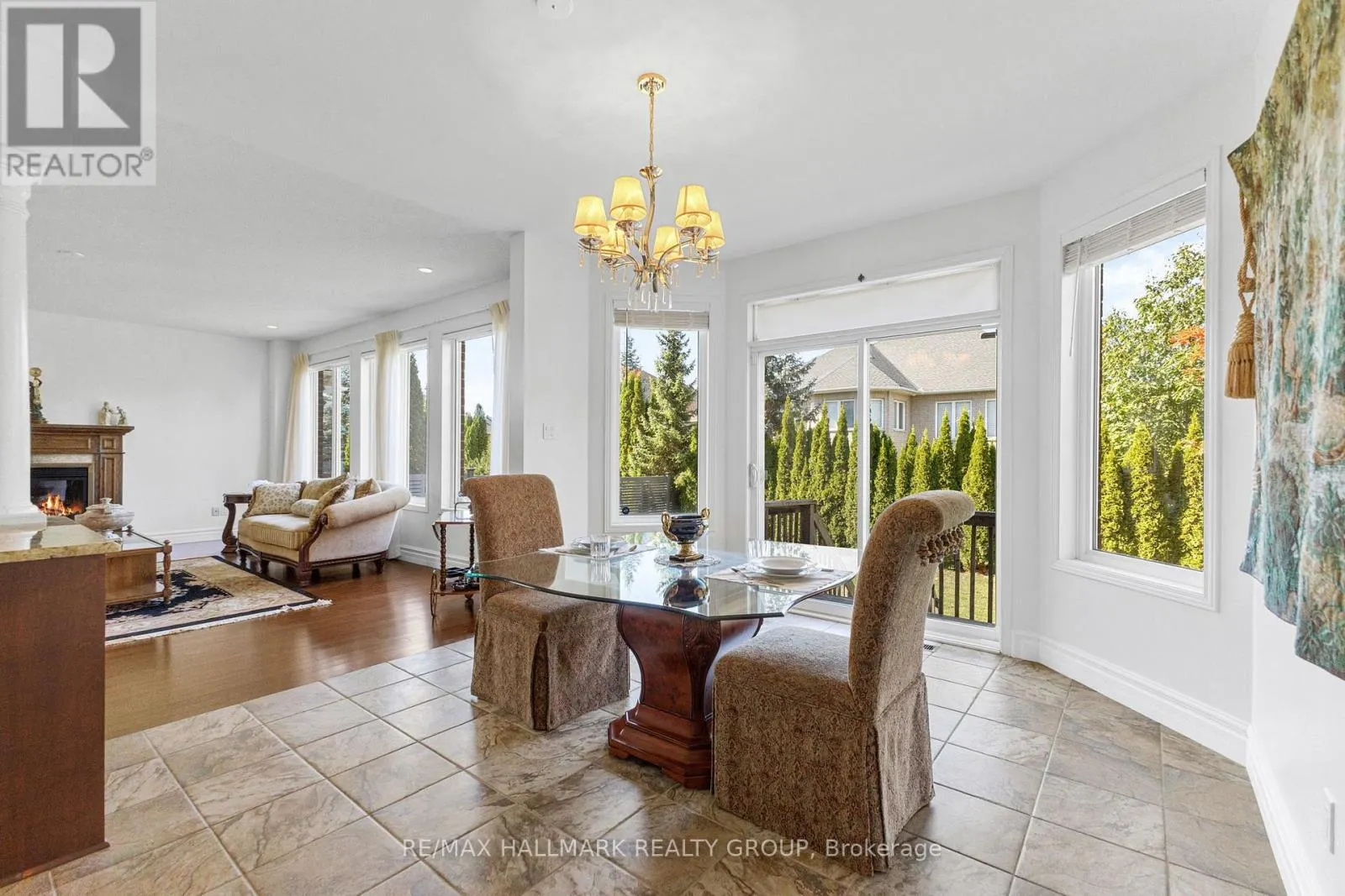 60 WINDING WAY