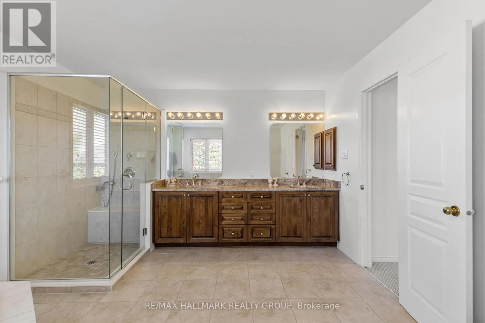 60 WINDING WAY
