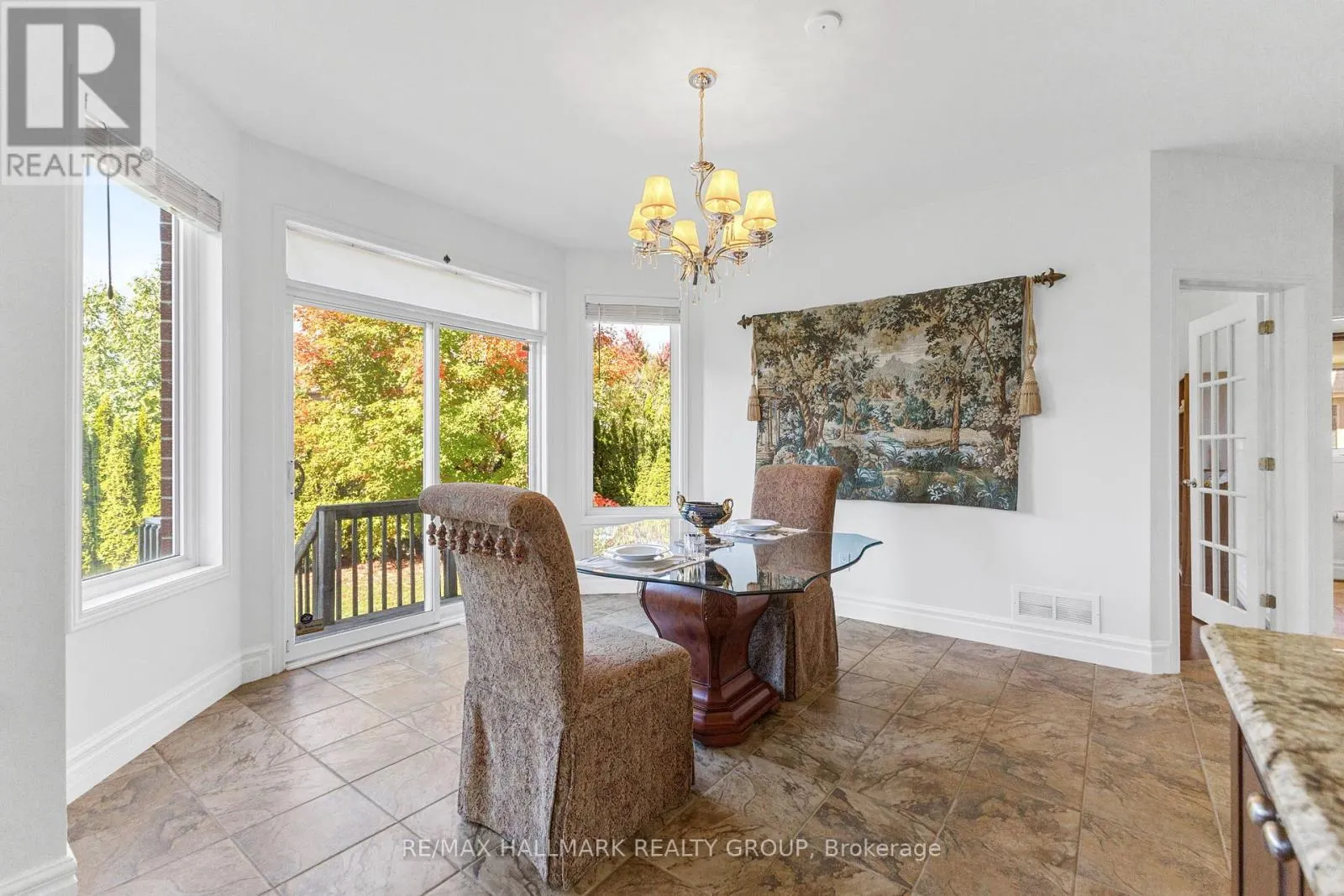 60 WINDING WAY