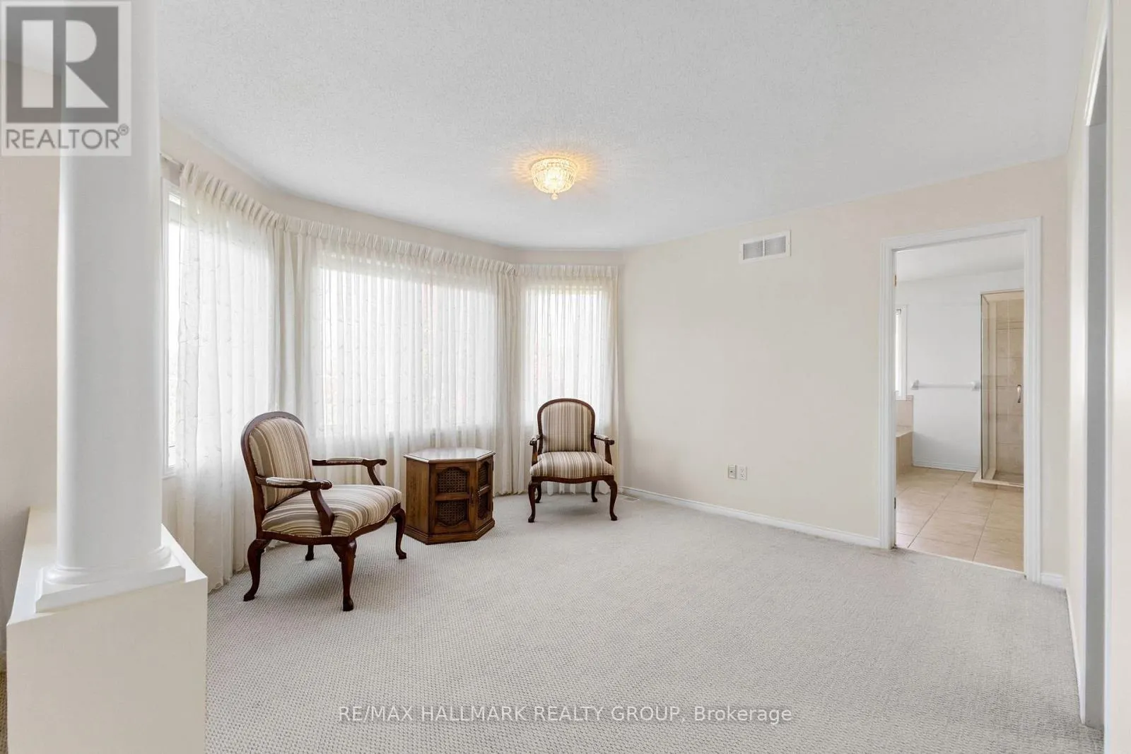 60 WINDING WAY
