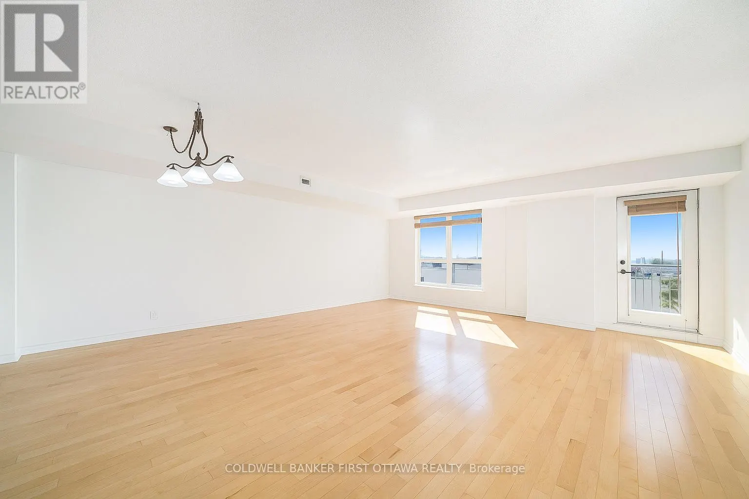 403 - 120 GRANT CARMAN DRIVE