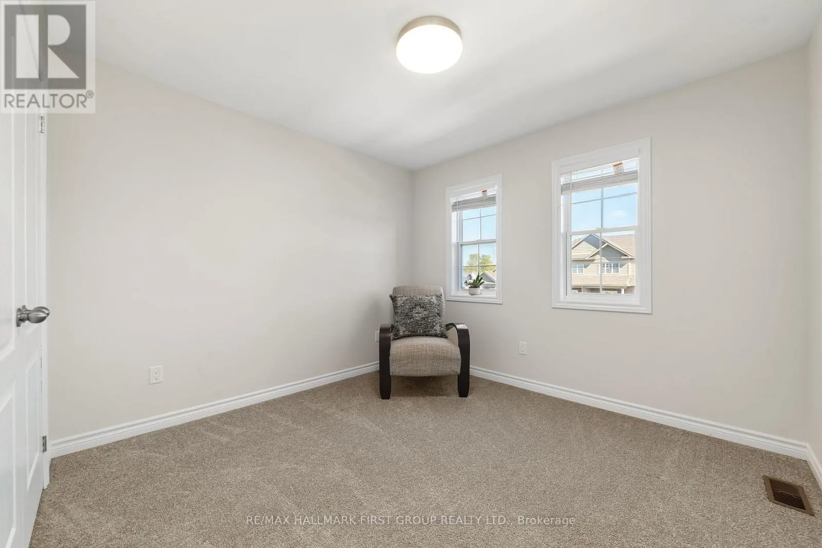 16 TOLMAN STREET
