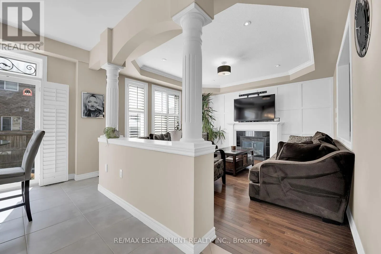 8 CHARTWELL CIRCLE