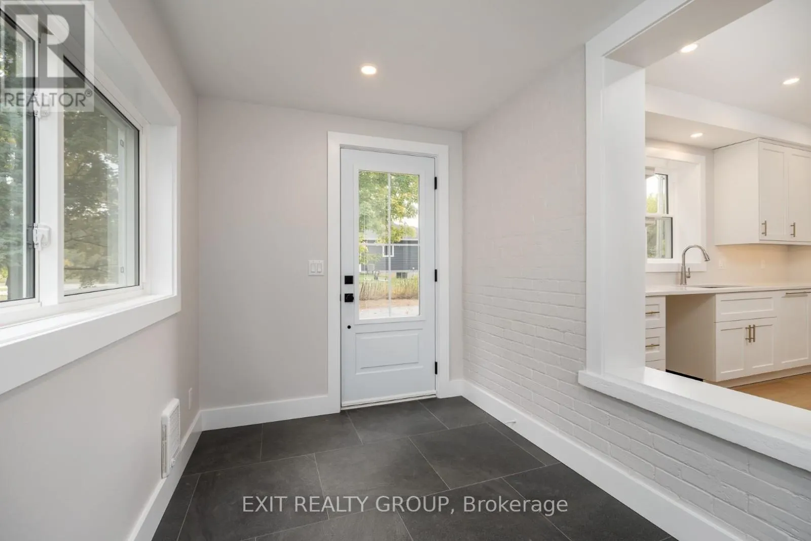 107 FRENCH SETTLEMENT ROAD