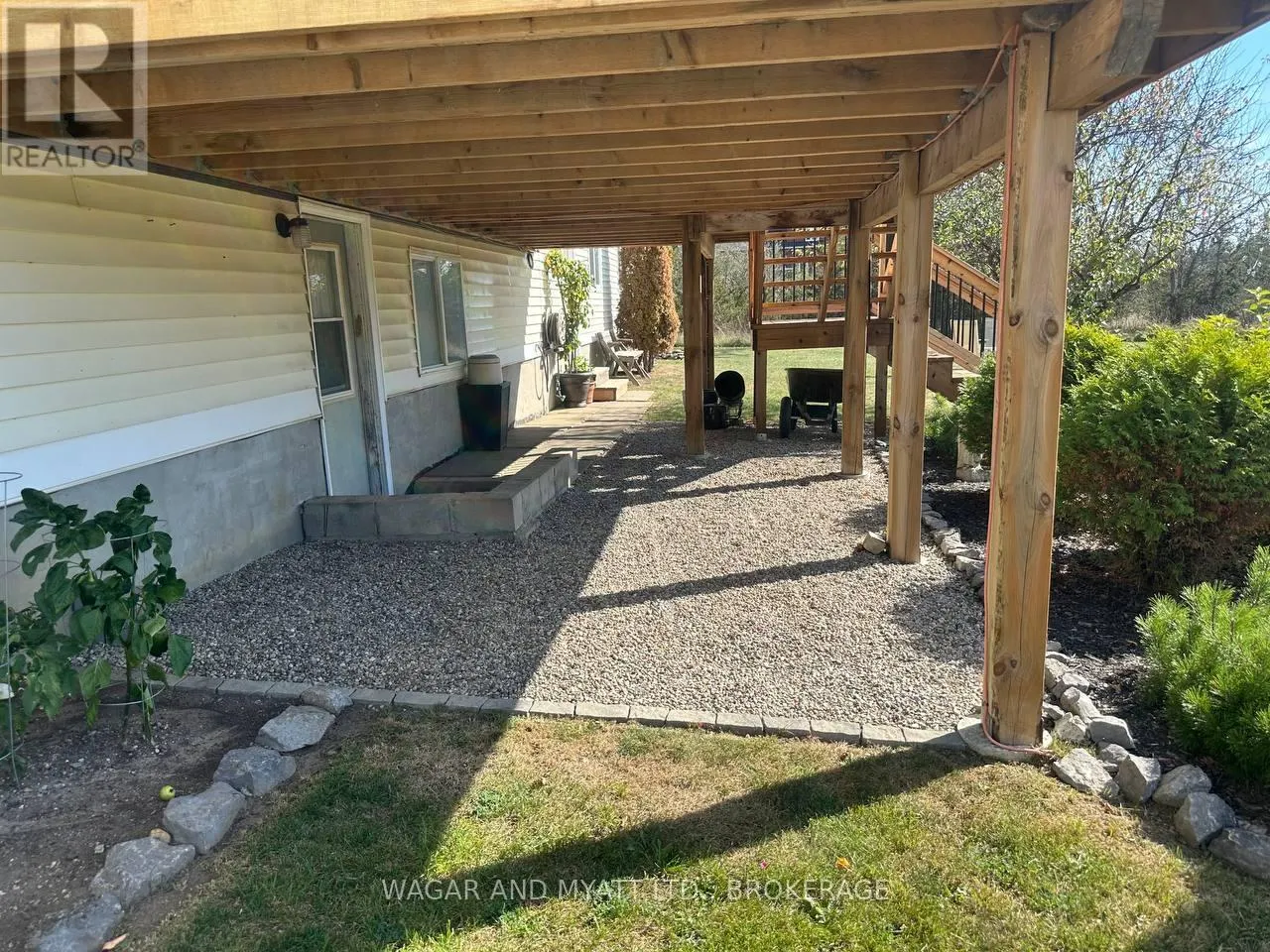120 PINECREST ROAD S