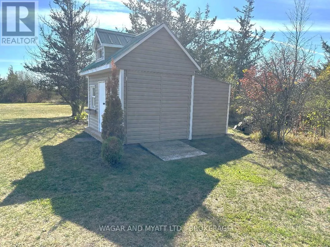 120 PINECREST ROAD S