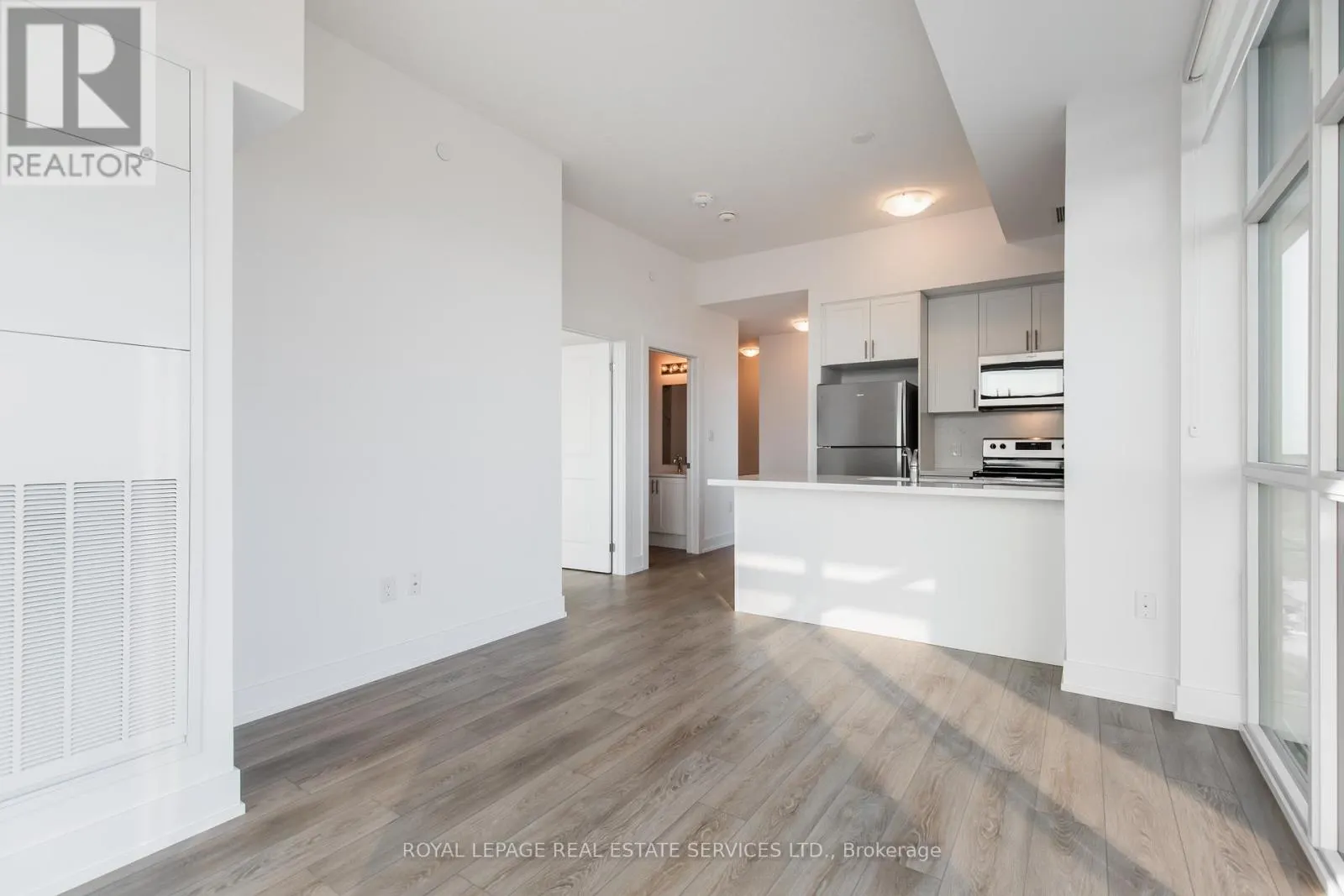 1211 - 470 DUNDAS STREET E