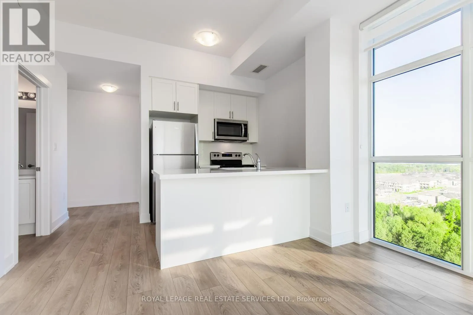 1211 - 470 DUNDAS STREET E
