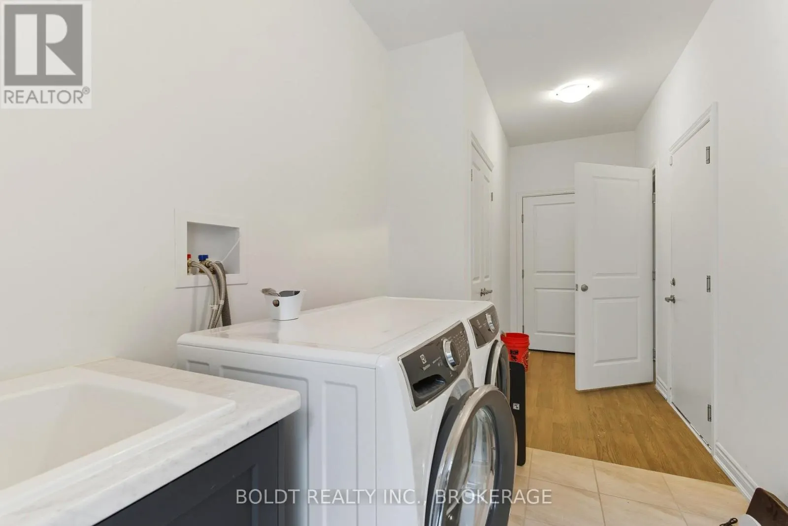 8101 BROOKSIDE (LOWER) DRIVE