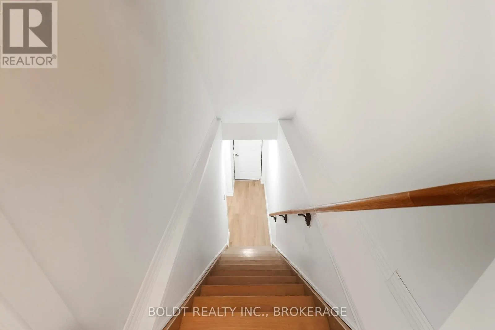 8101 BROOKSIDE (LOWER) DRIVE