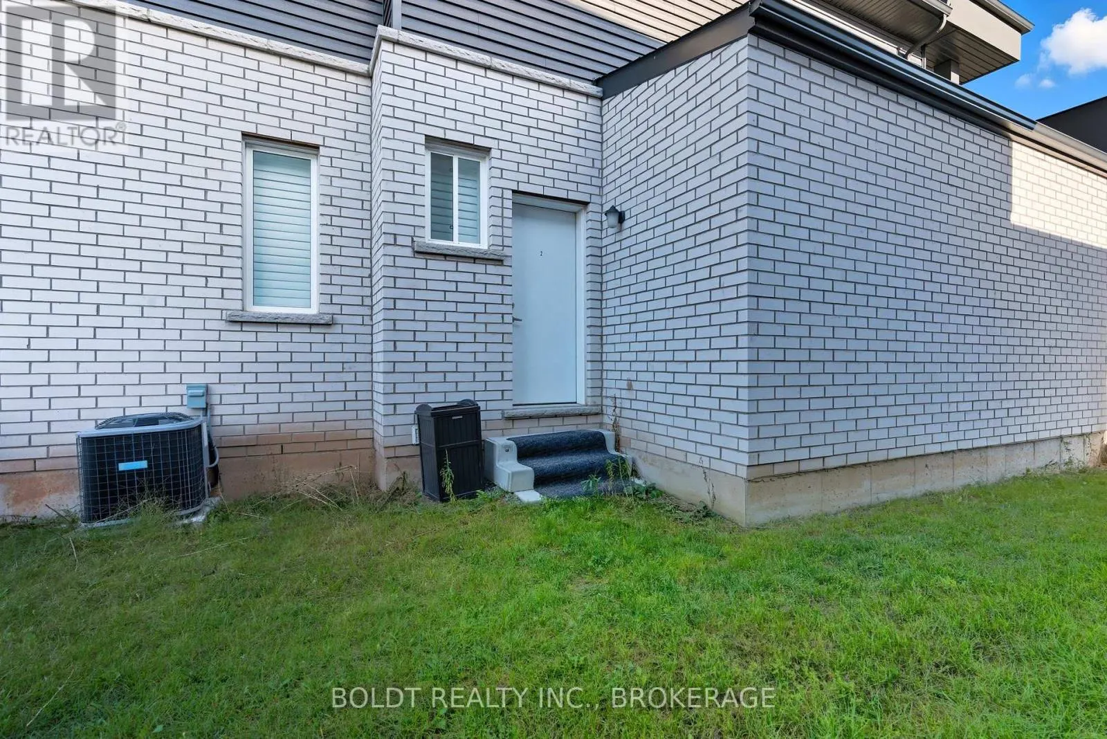 8101 BROOKSIDE (LOWER) DRIVE