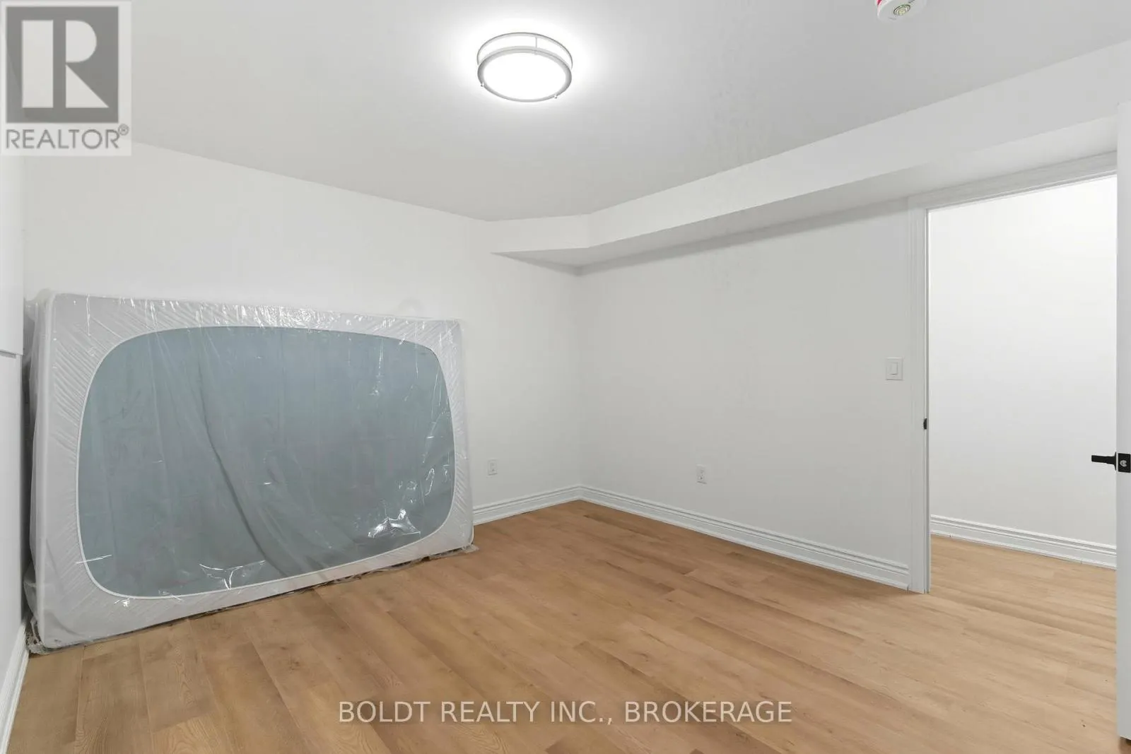 8101 BROOKSIDE (LOWER) DRIVE