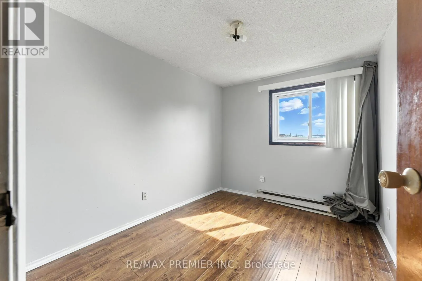 164E HENRY STREET