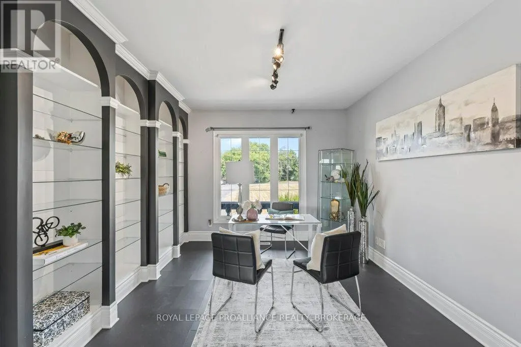 1058 LUCAS ROAD