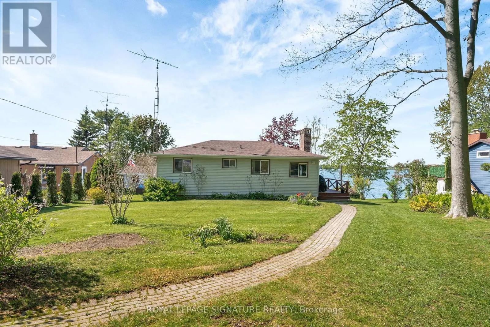 318 ISLAND ROAD