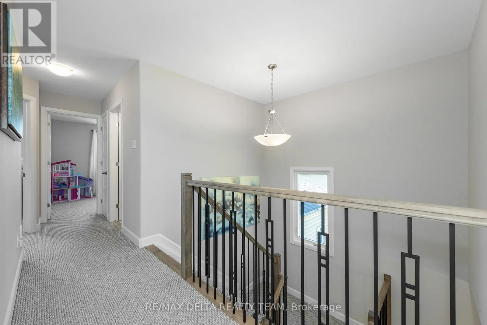 688 GENEVA CRESCENT
