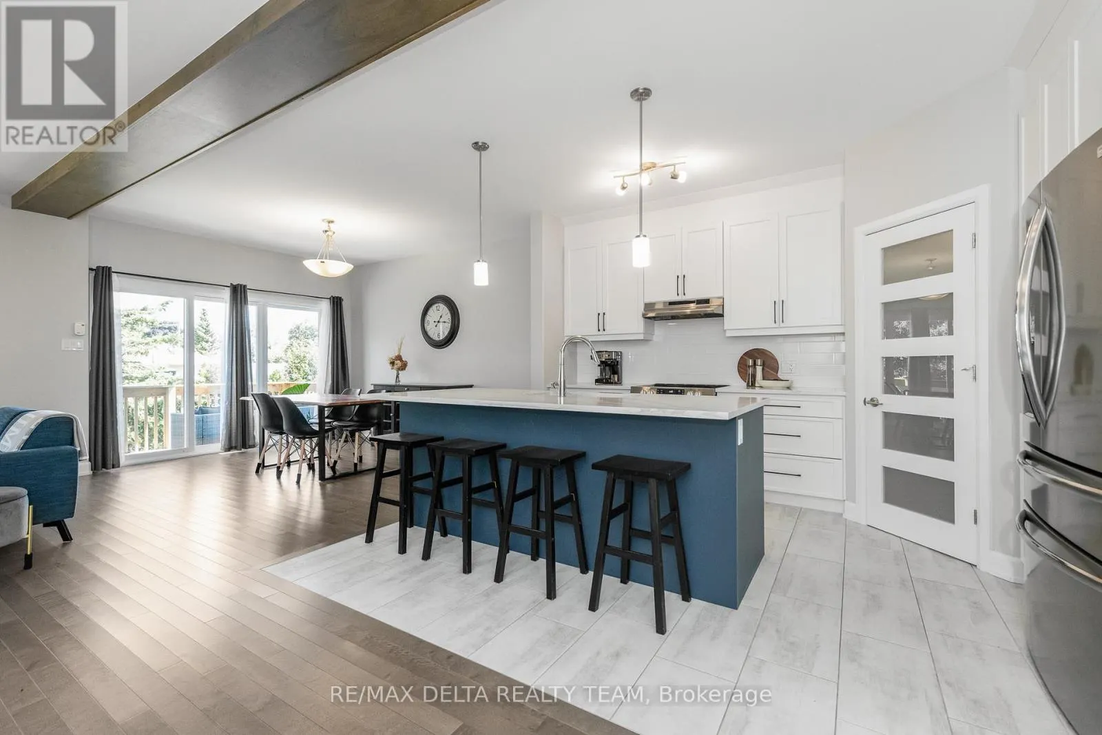 688 GENEVA CRESCENT