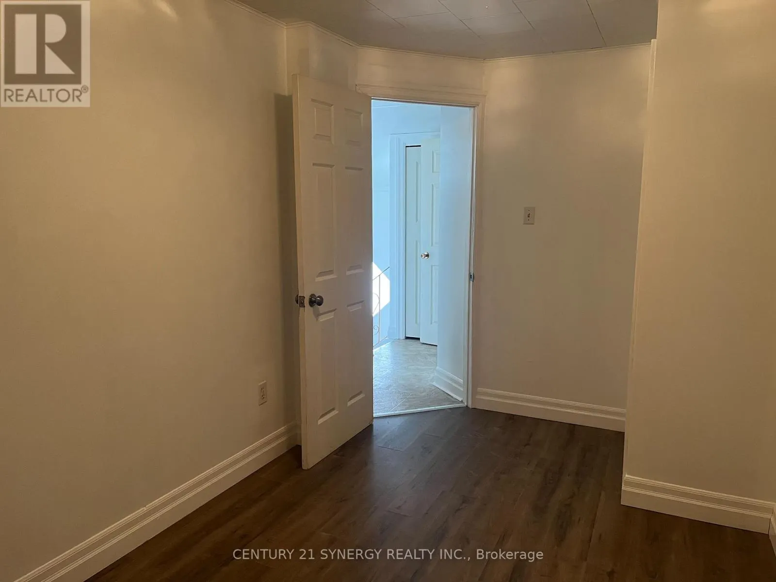 180 RIVER ROAD