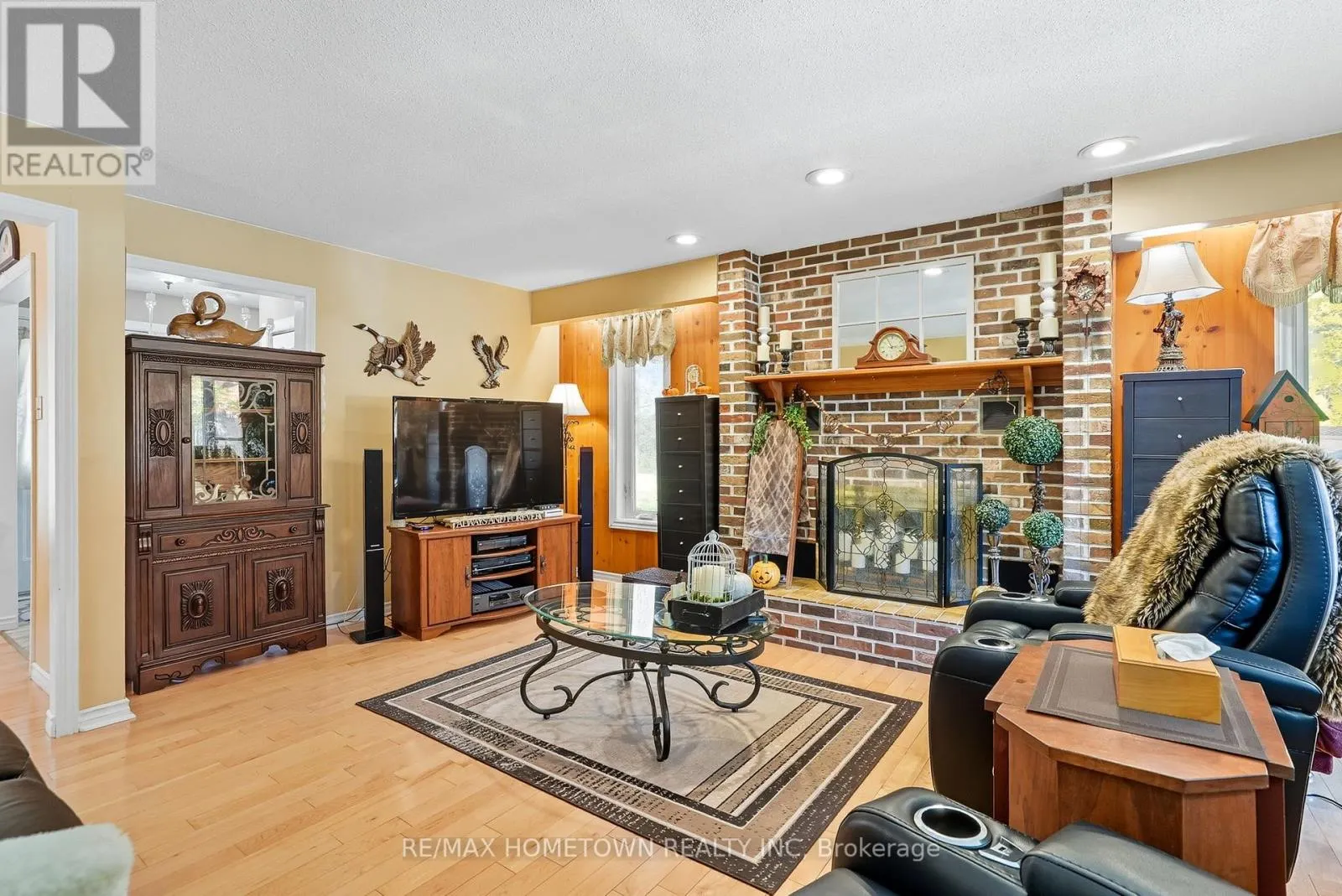 473 AMBERWOOD ROAD