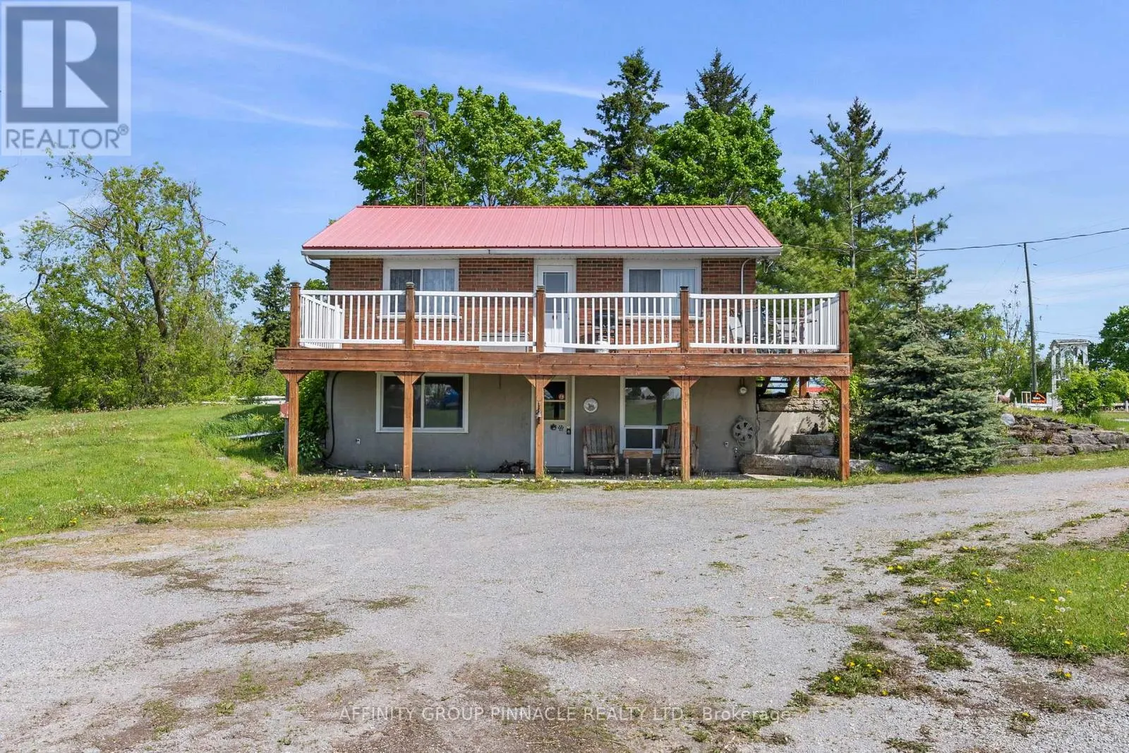 572 COUNTY RD 8 ROAD