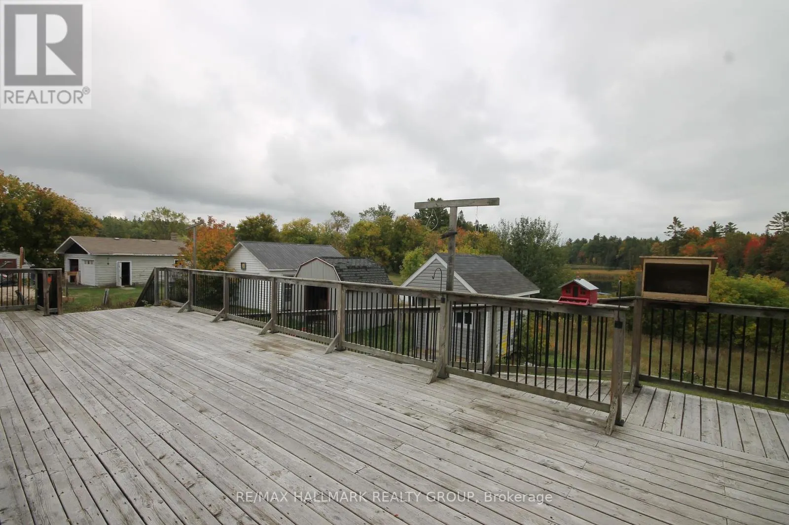 4 MINEVIEW ROAD