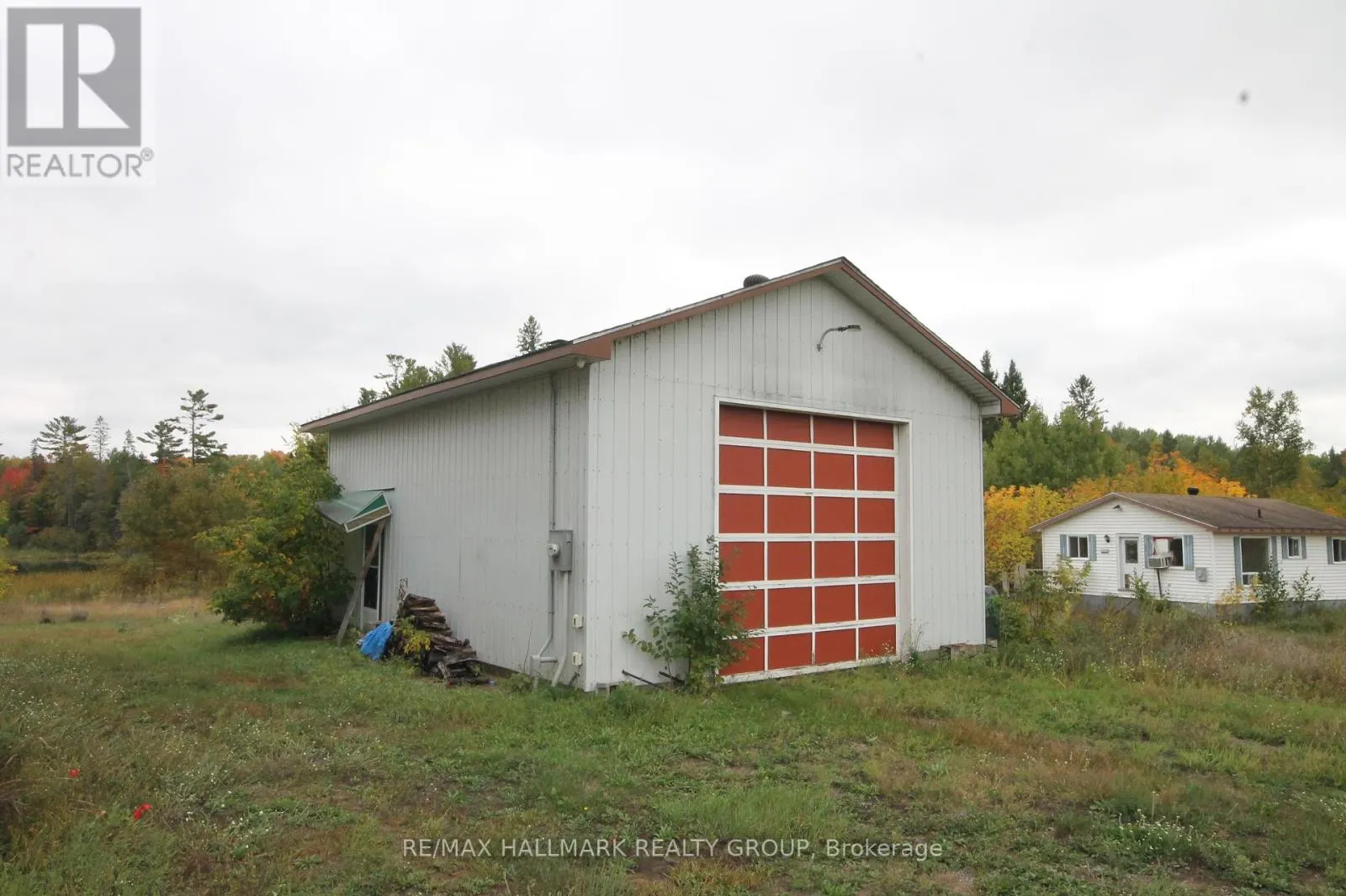 4 MINEVIEW ROAD