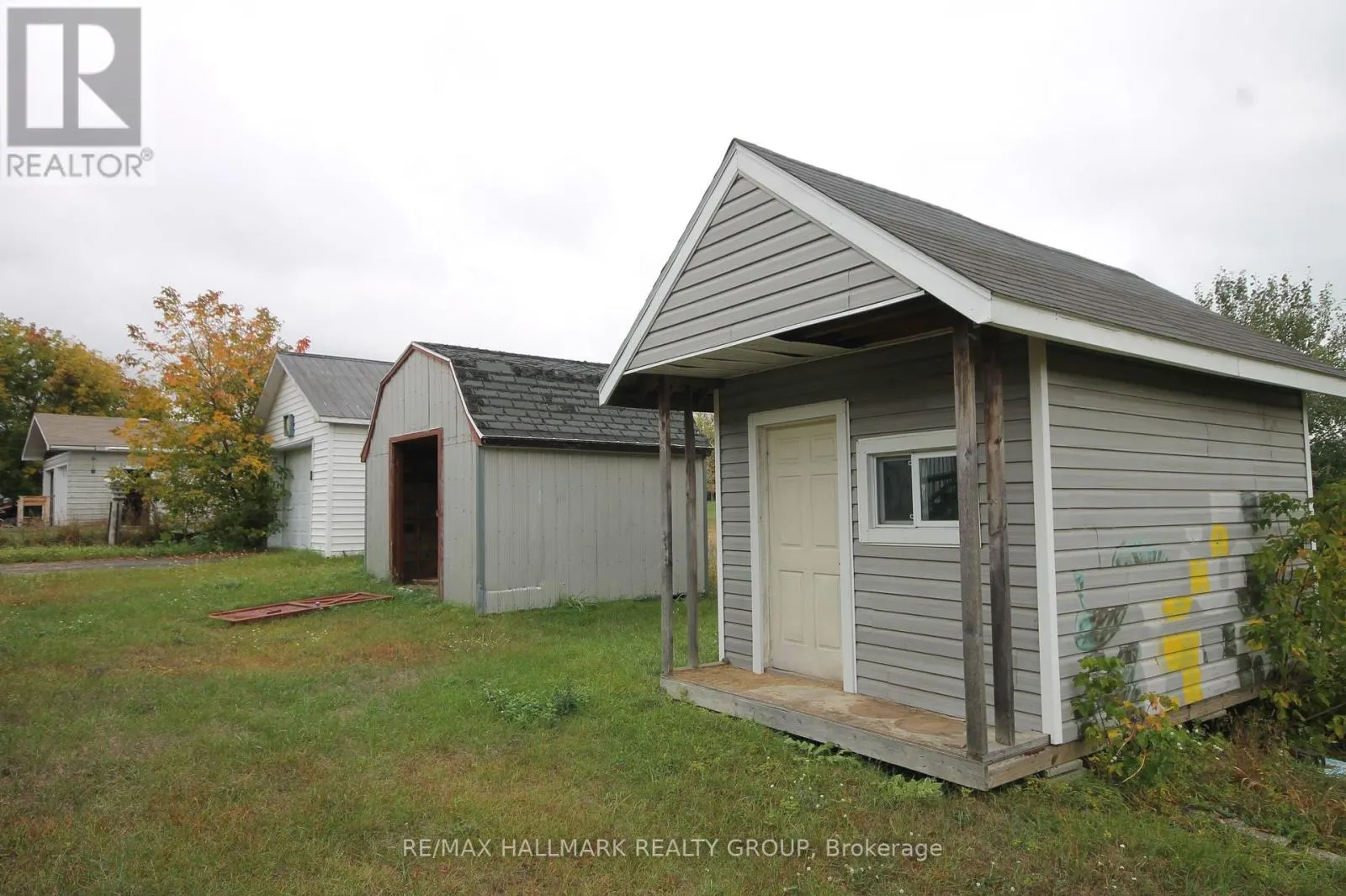 4 MINEVIEW ROAD