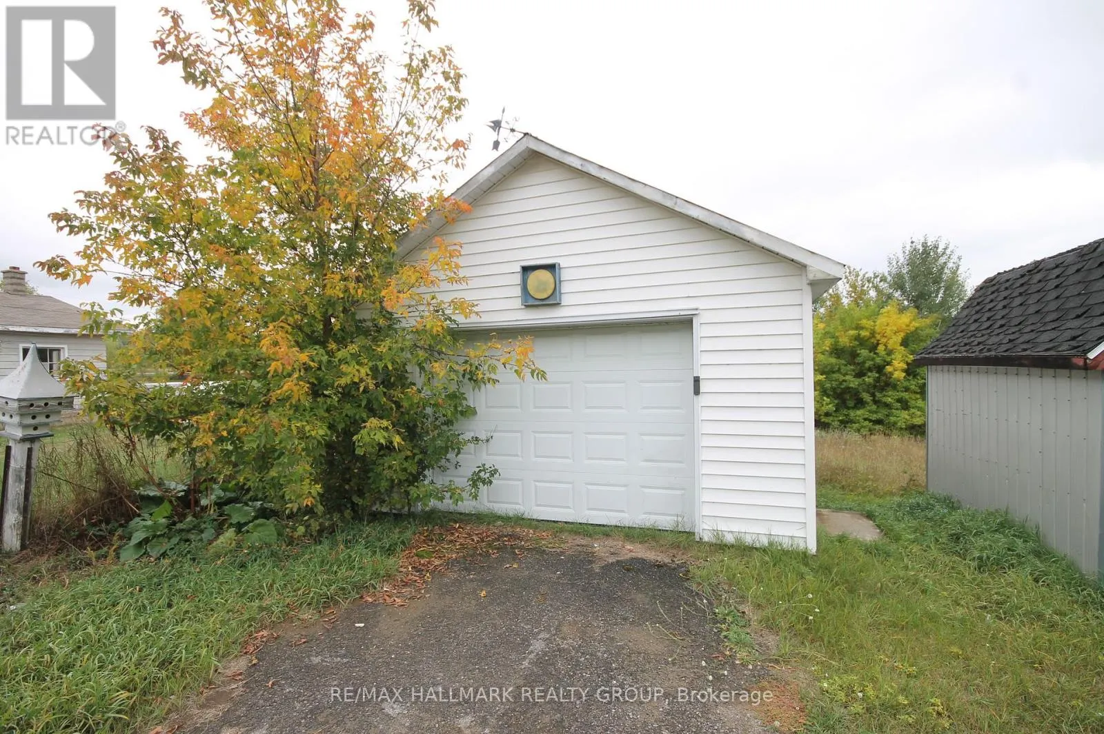 4 MINEVIEW ROAD