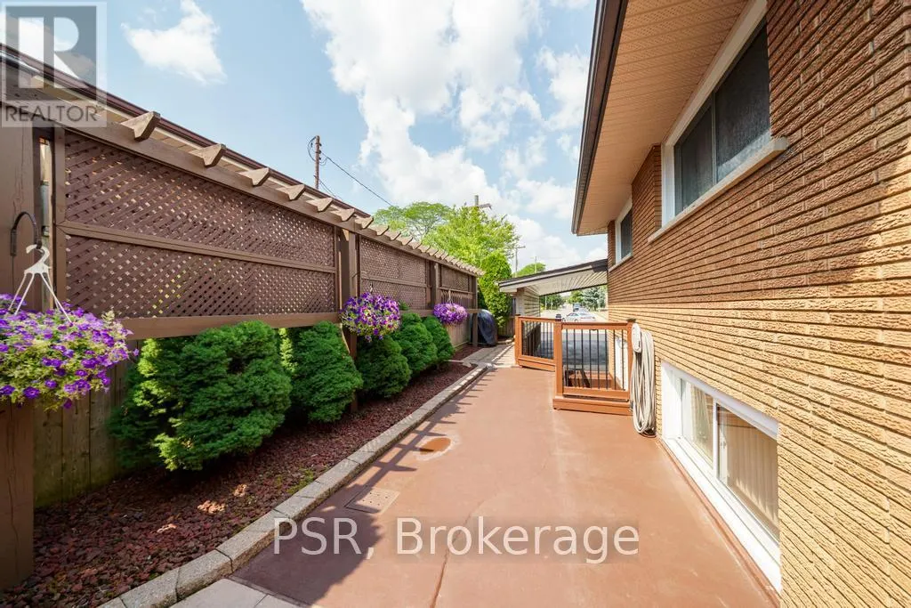 117 SUNRISE DRIVE