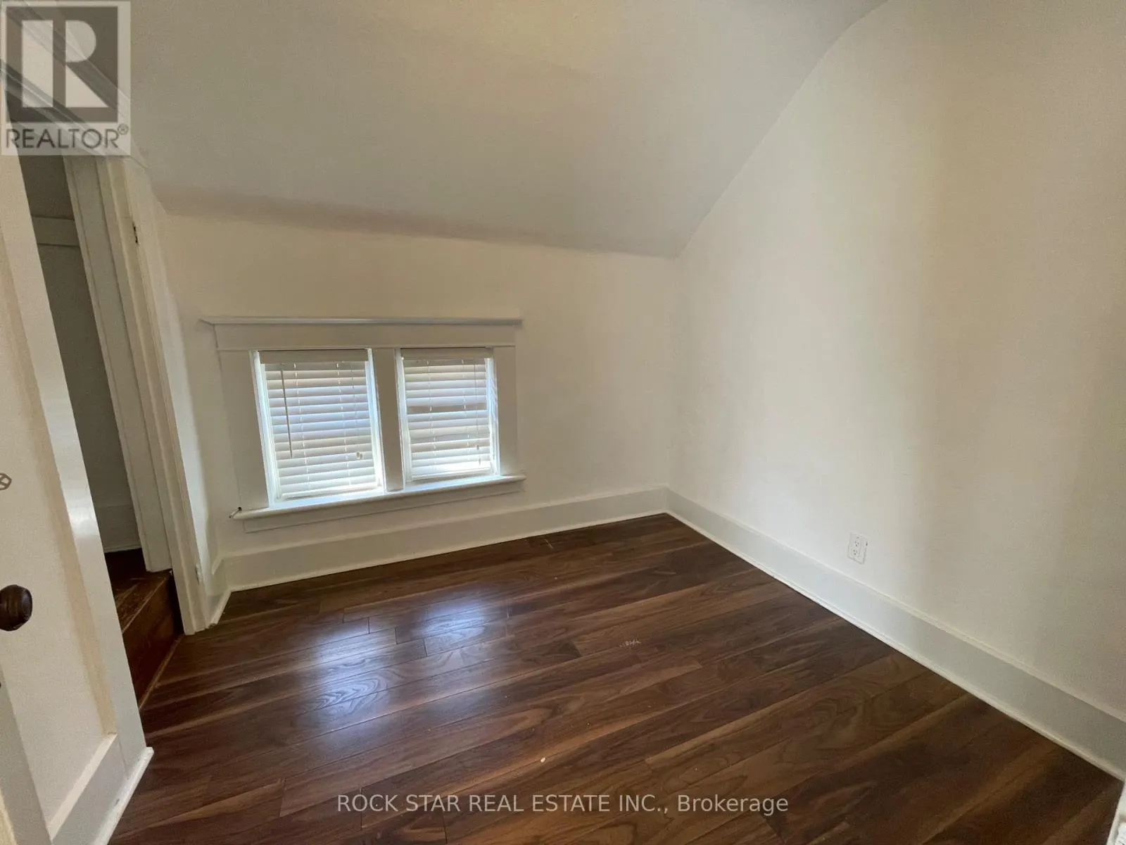 59 LAUREL STREET