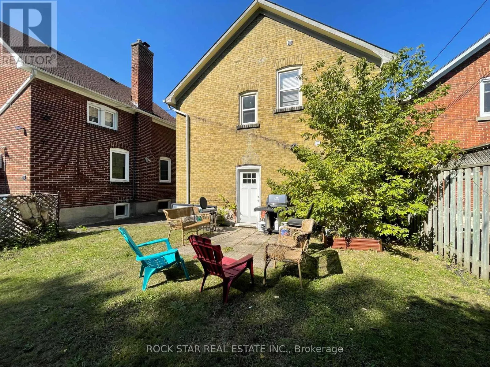 59 LAUREL STREET