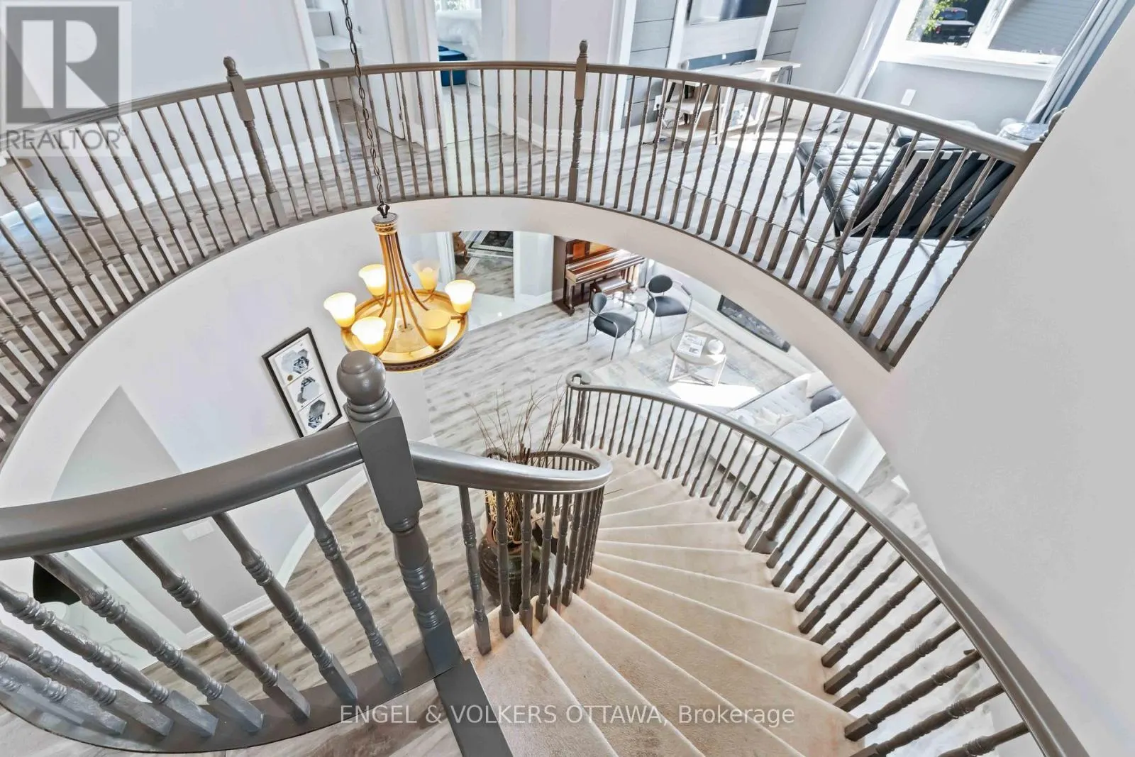 774 SCALA AVENUE