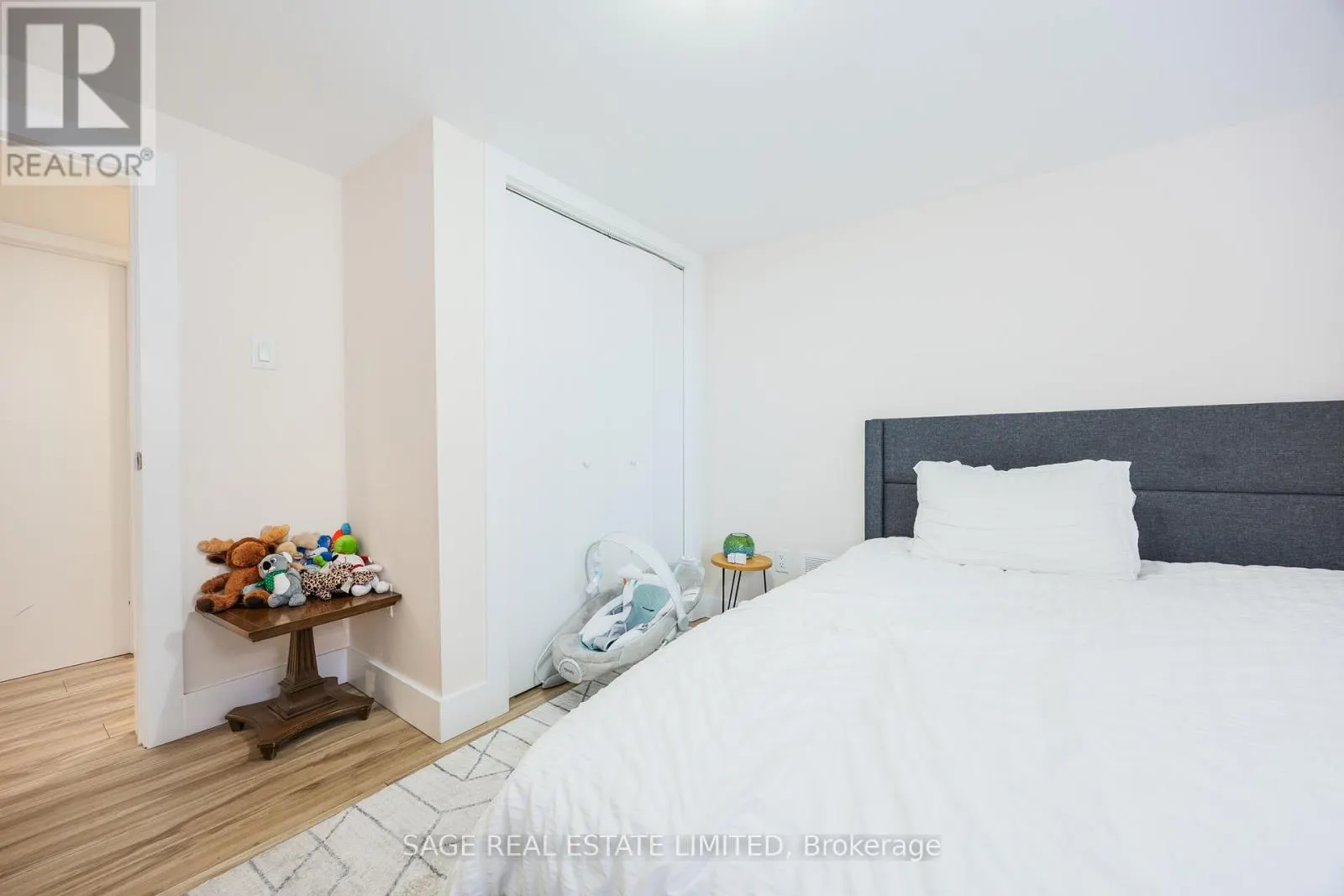 LOWER UNIT - 146 EAST 34TH STREET