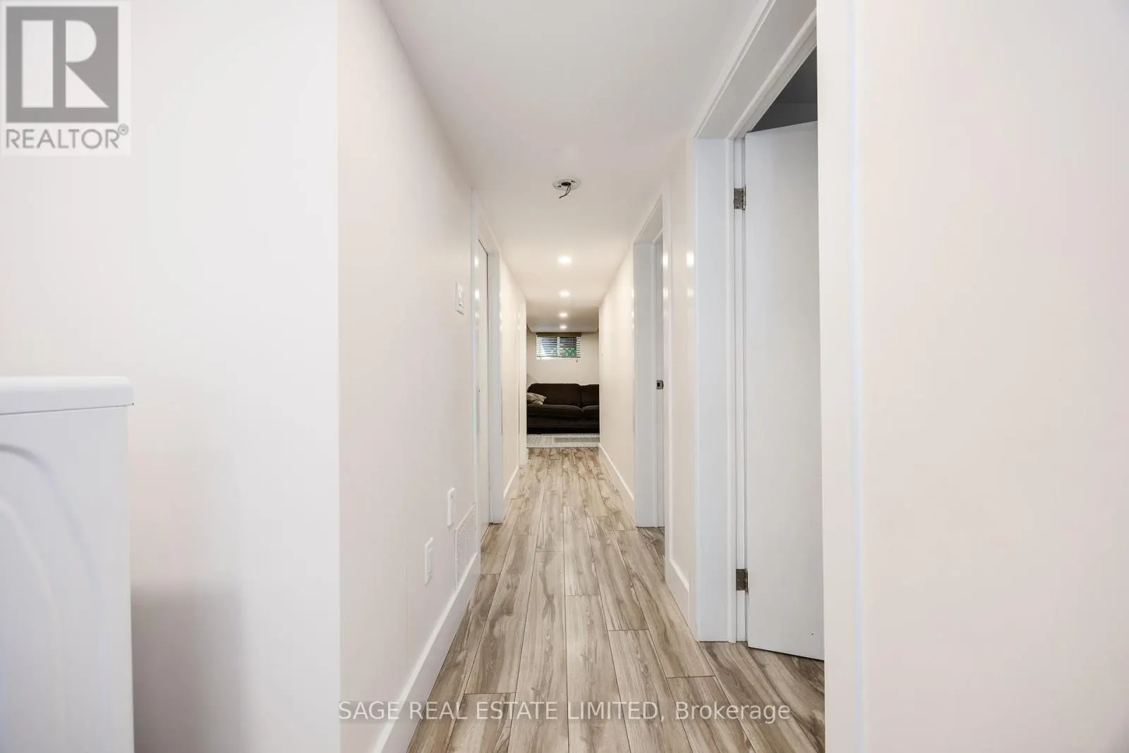LOWER UNIT - 146 EAST 34TH STREET