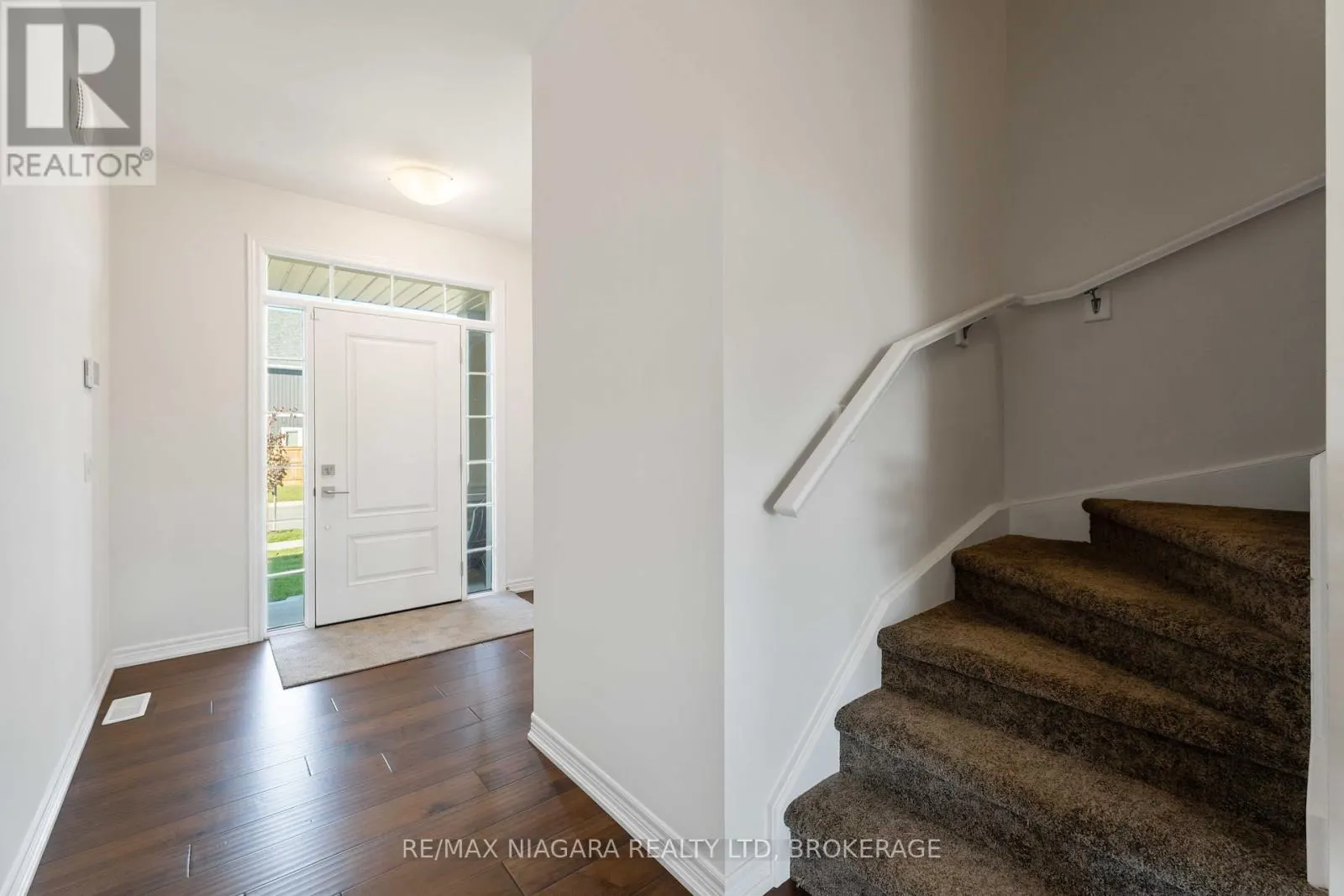 21 LAMB CRESCENT